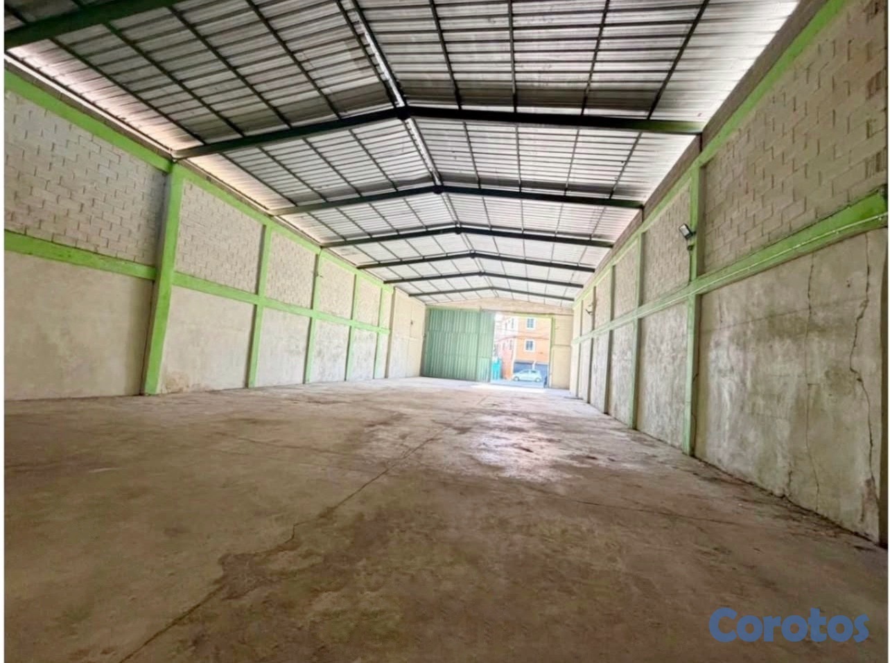 oficinas y locales comerciales - Local comercial céntrico  2