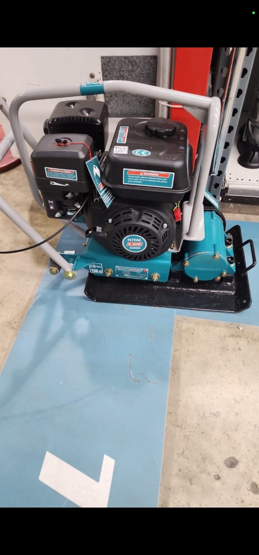 construccion e industrial - Ranita compatadora 6.5HP Gasolina 108 libra 1