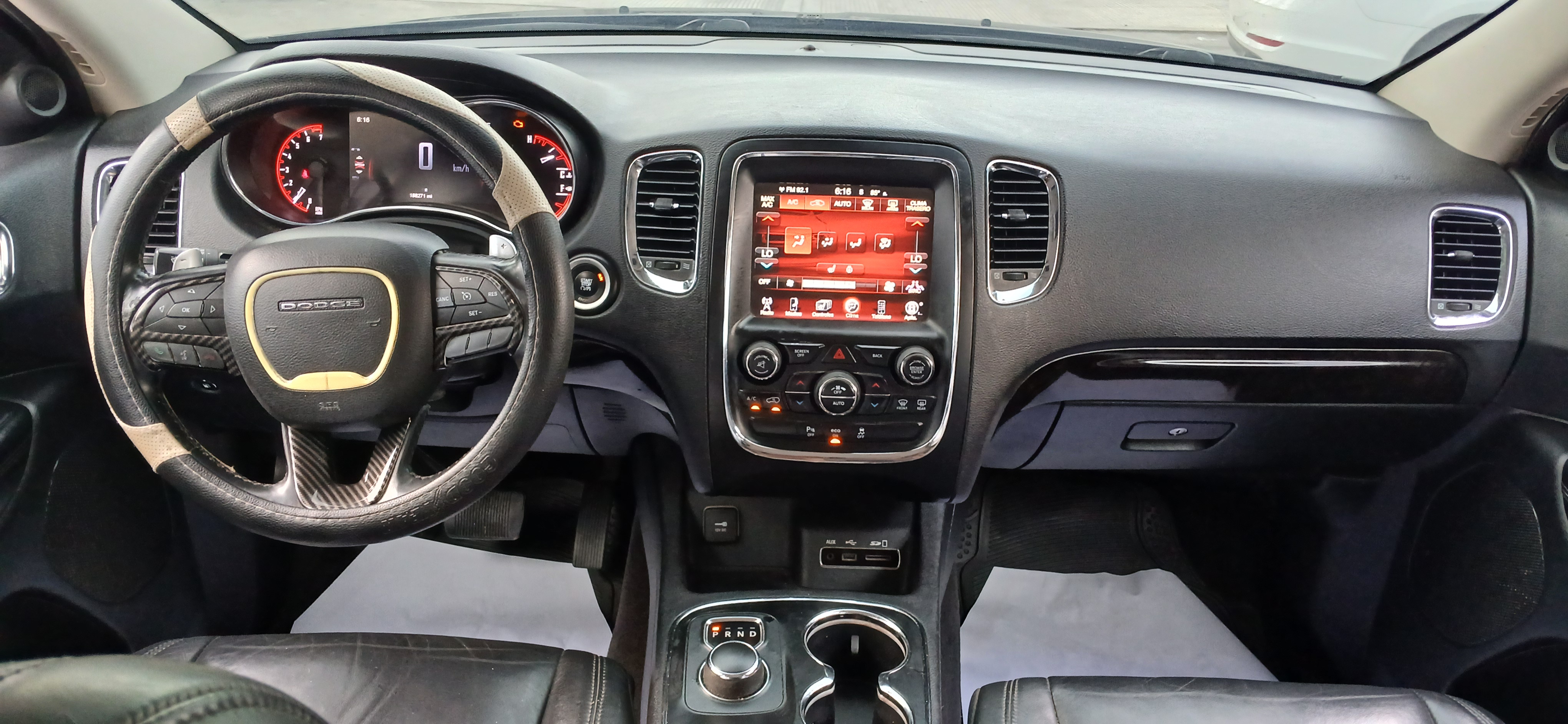 jeepetas y camionetas - DOSGE DURANDO LIMITED 2014 7