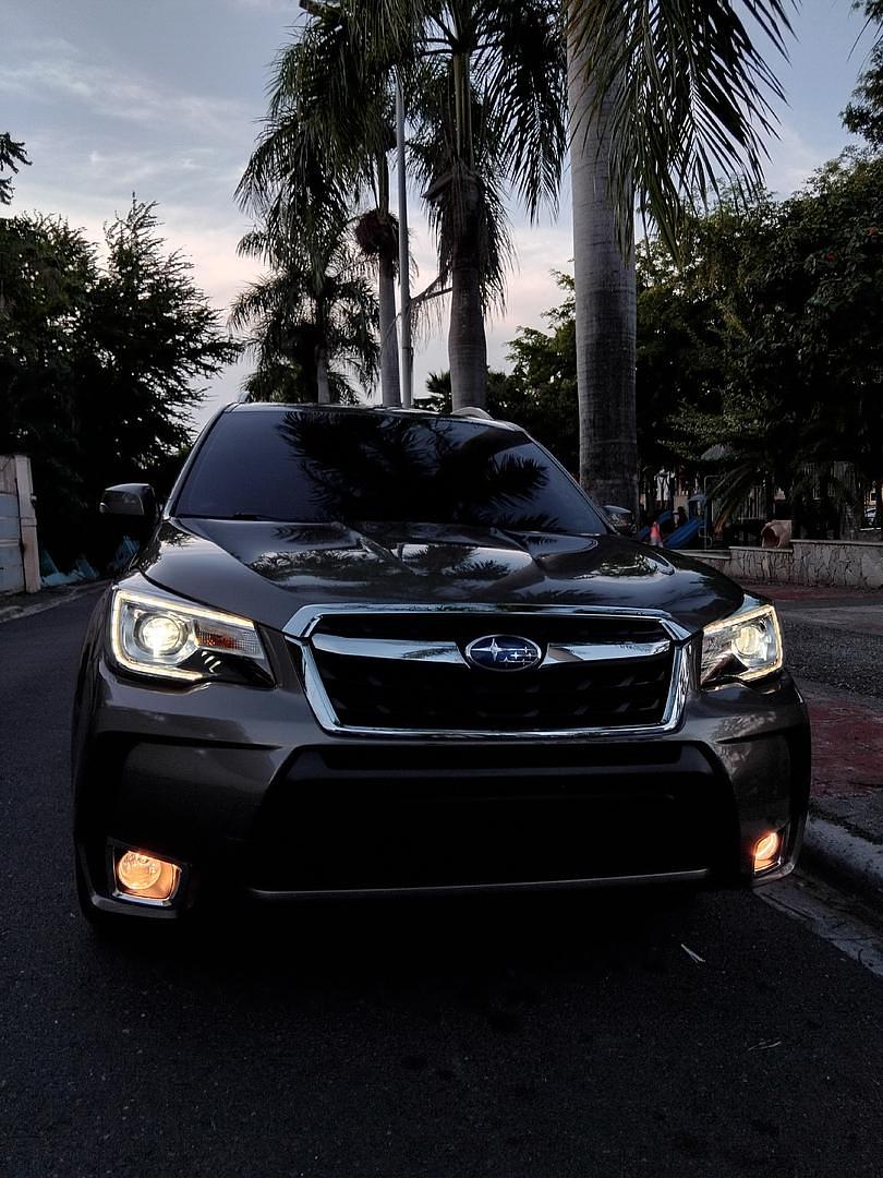 jeepetas y camionetas - SUBARU FORESTER AWD LIMITED 7