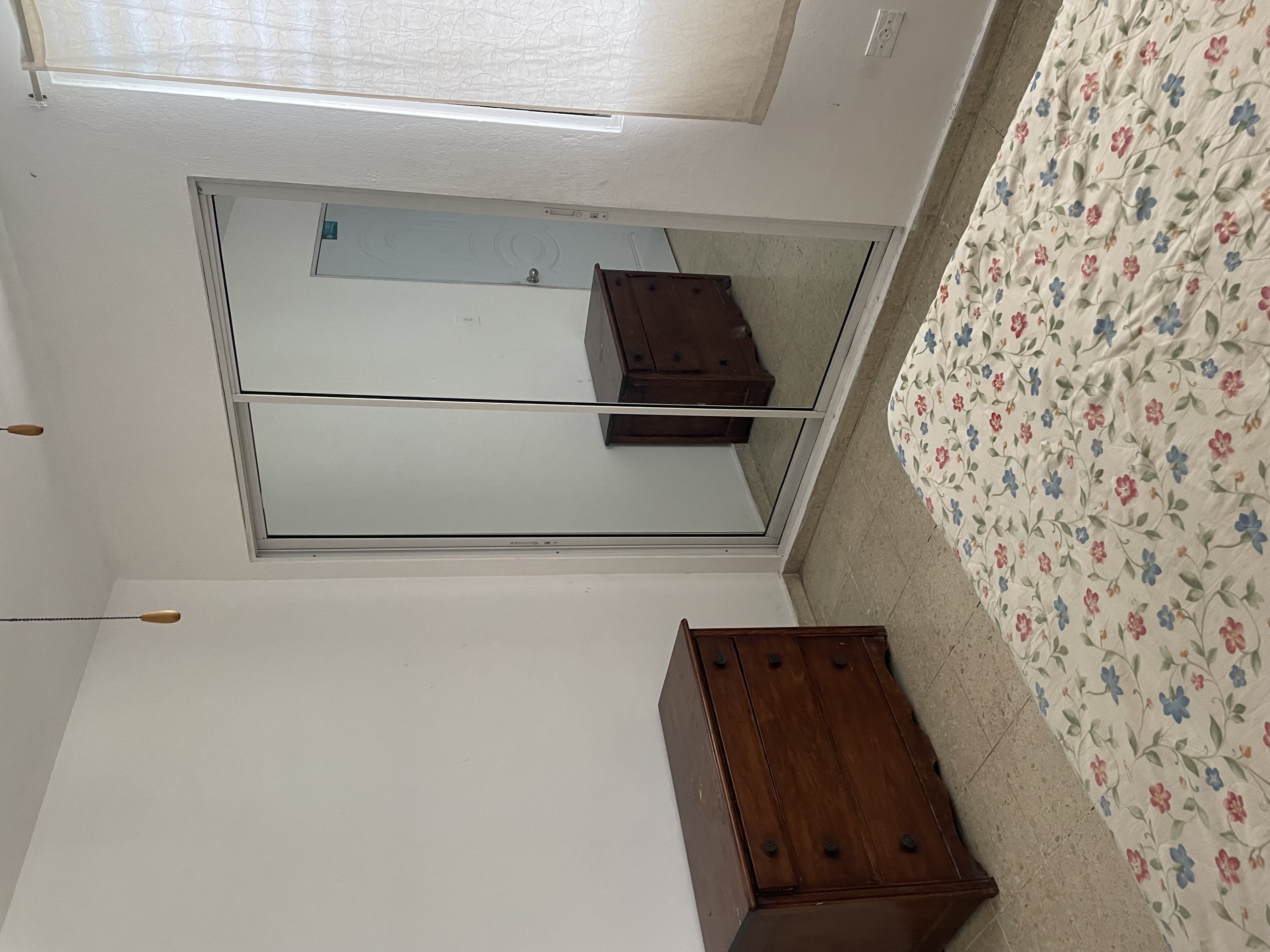 habitaciones y viviendas compartidas - ALQUILER HABITACIÓN AMUEBLADA