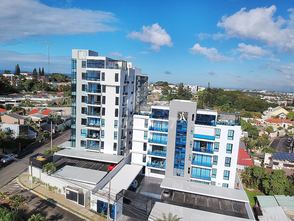 apartamentos - TORRE RENTA ELEVADOR Y PLANTA FULL CERROS GURABO 0