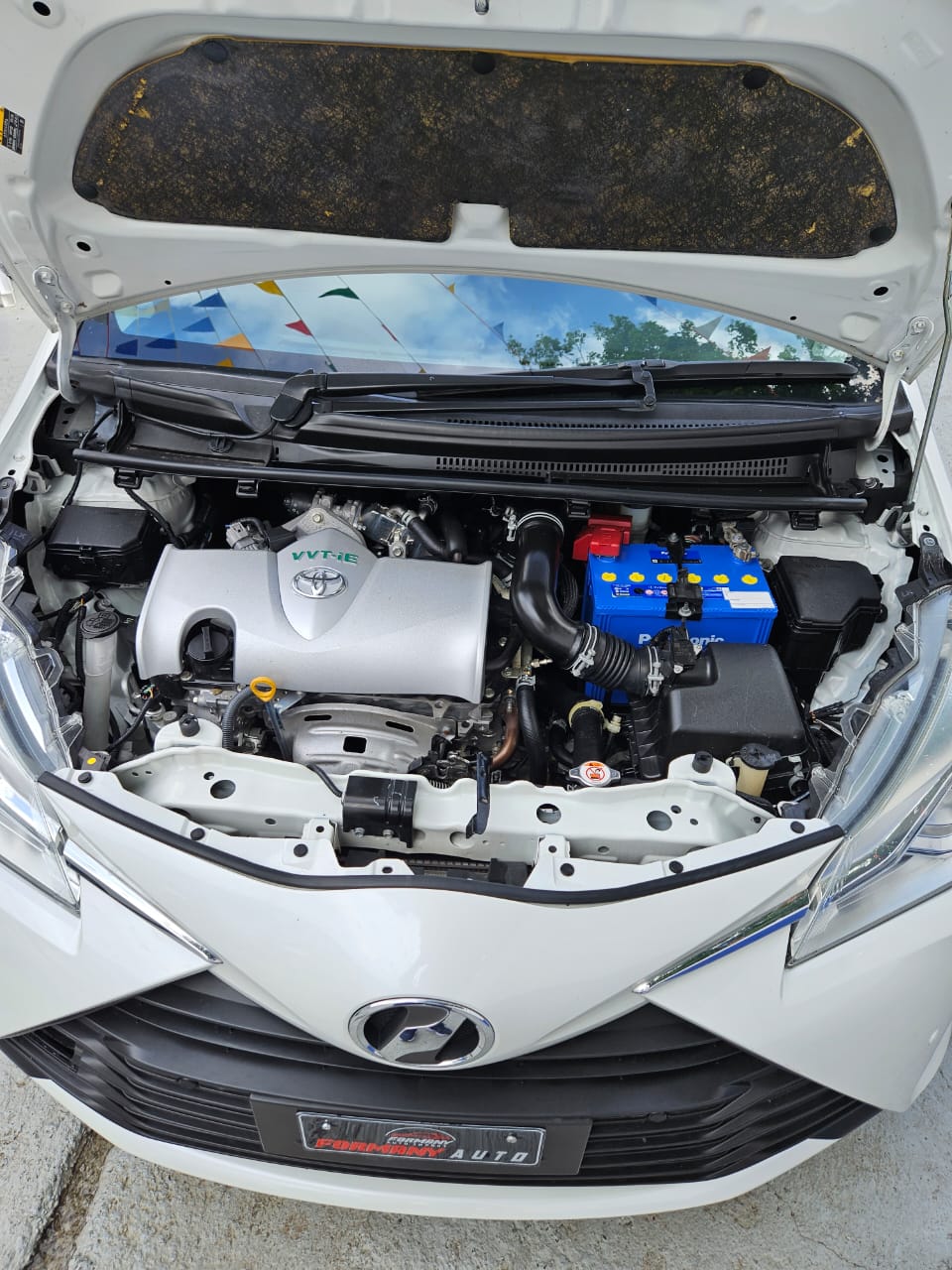 carros - TOYOTA VITZ 9