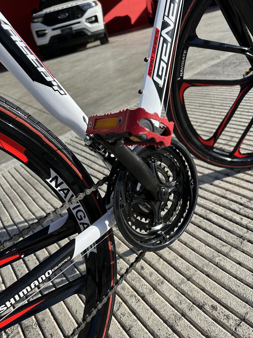 bicicletas y accesorios - bicicleta Shimano, en las mejores condiciones. 9.5 de 10. aro 28, gomas nuevas. 1