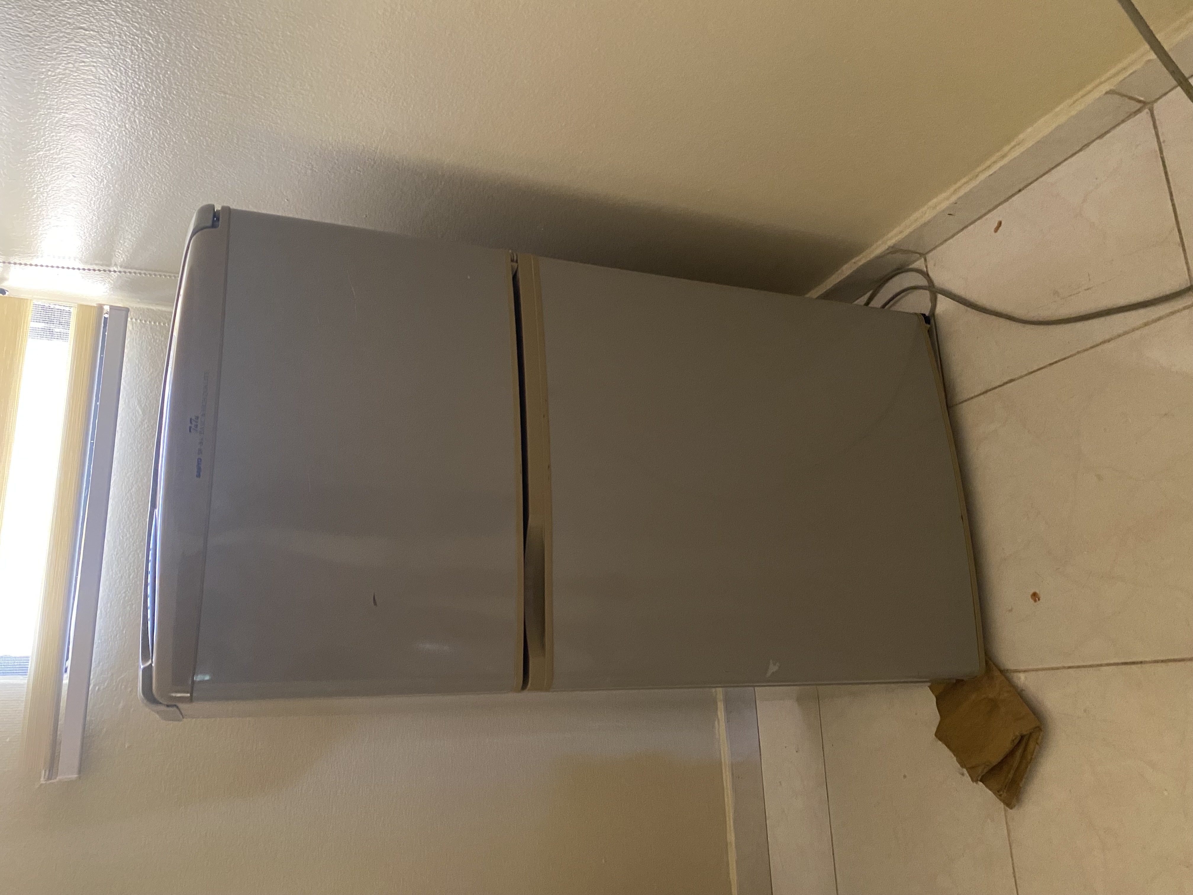 decoración y accesorios - nevera de oficina 0