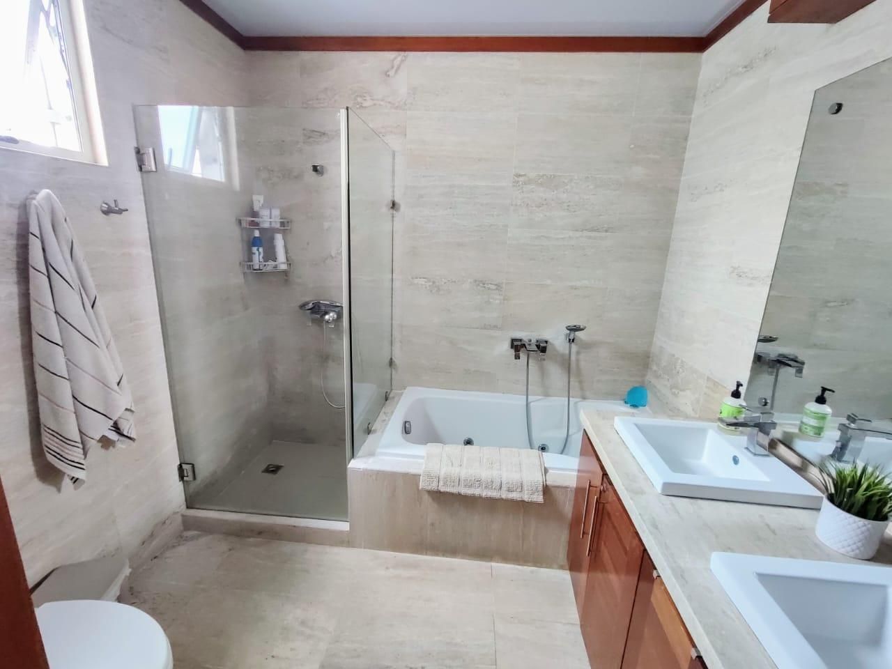 apartamentos - Apartamento en venta en Naco 2