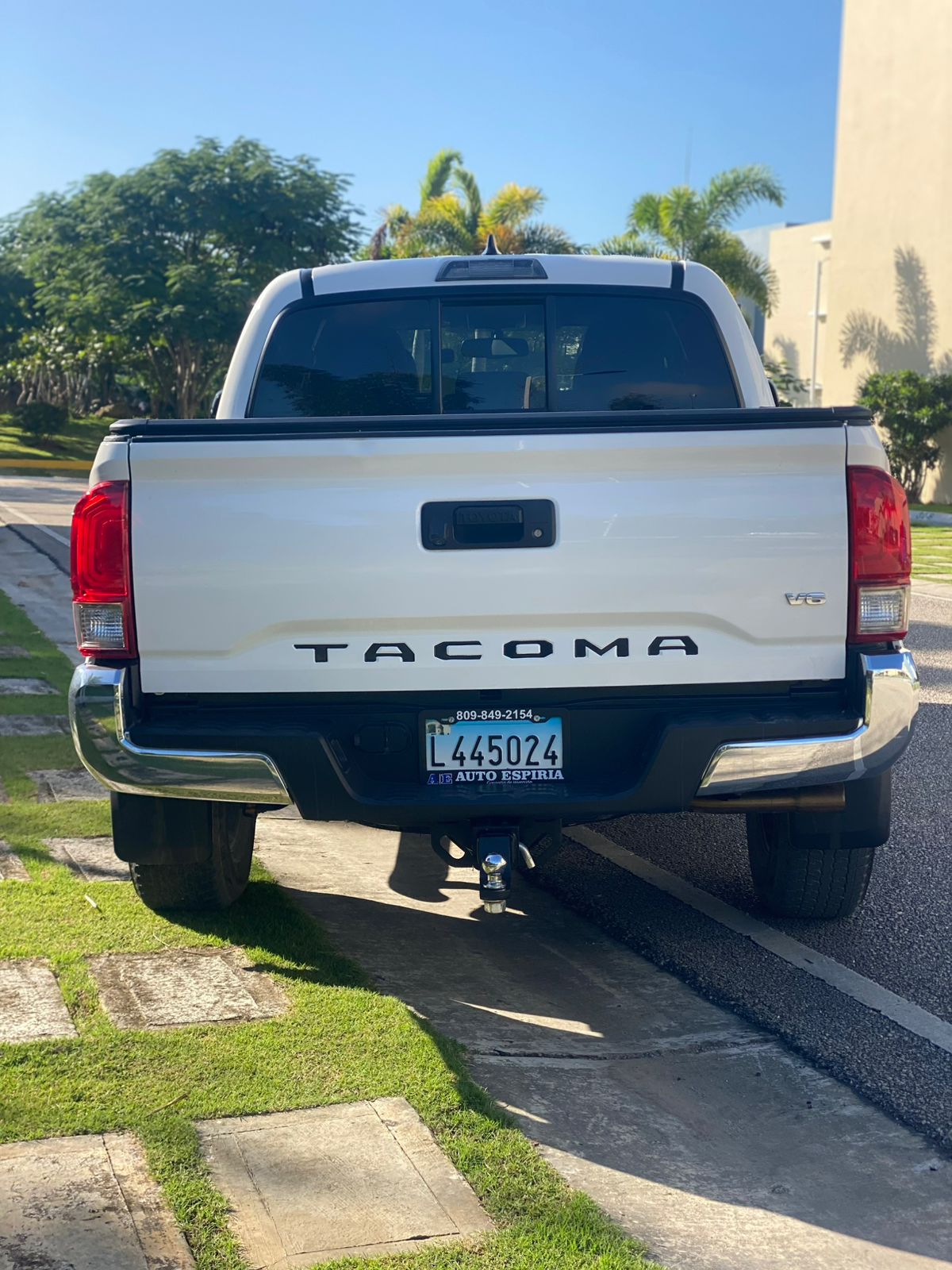jeepetas y camionetas - Toyota Tacoma  1
