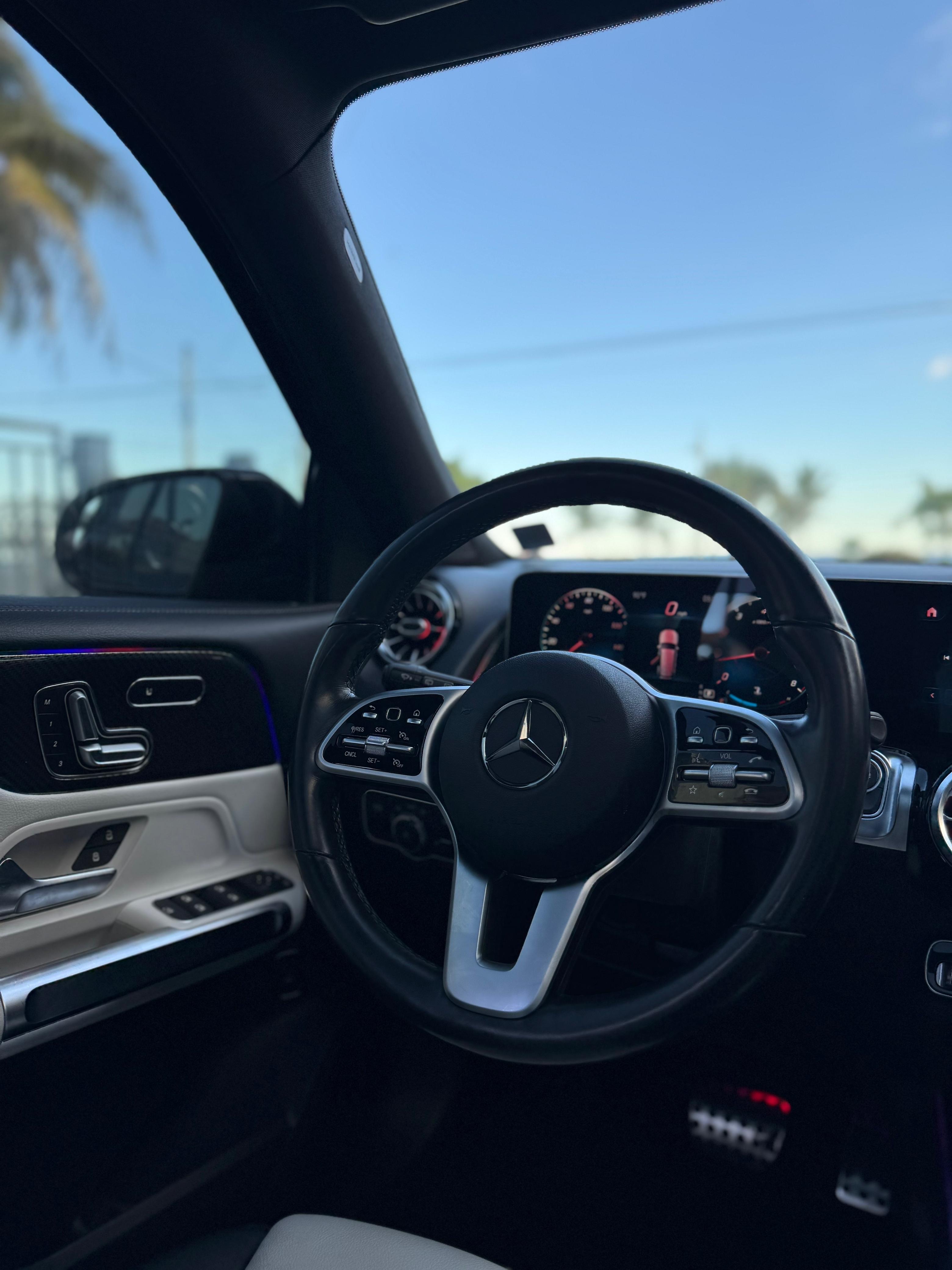 jeepetas y camionetas - MERCEDES-BENZ GLB 250 Amatic  5