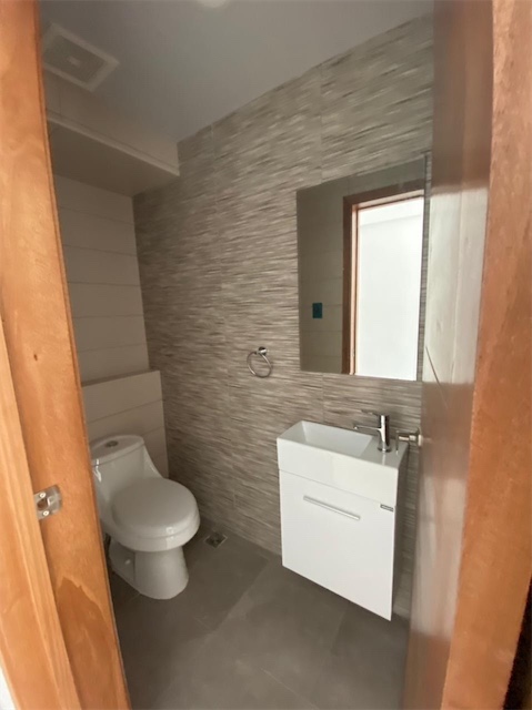 apartamentos - Alquiler de apartamento en el Distrito nacional el renacimiento Santo Domingo 6