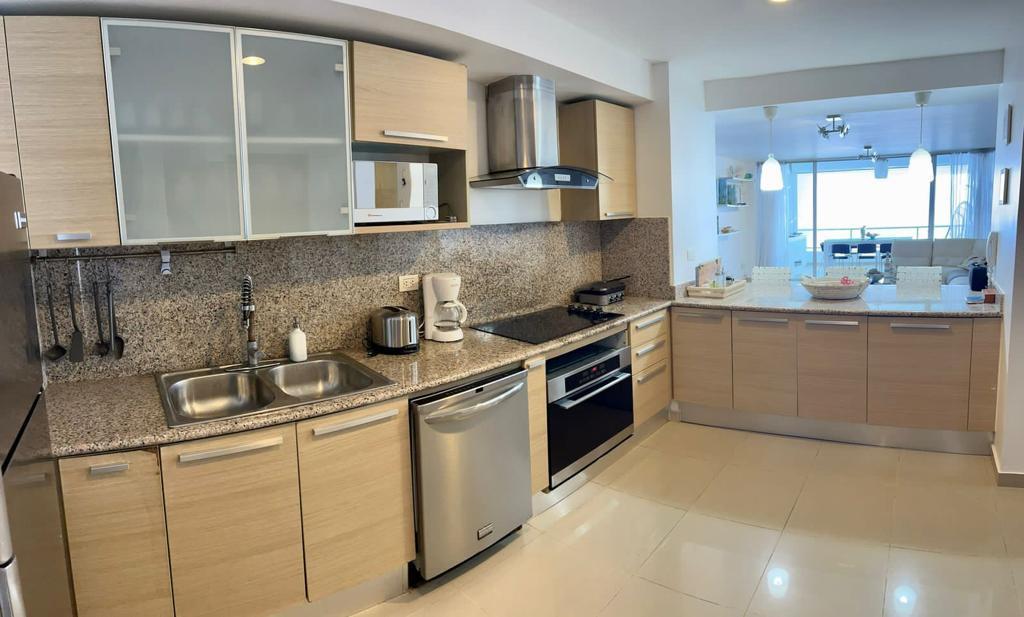 apartamentos - VENDO APARTAMENTO EN MARBELLA DE 3 HABITACIONES 5