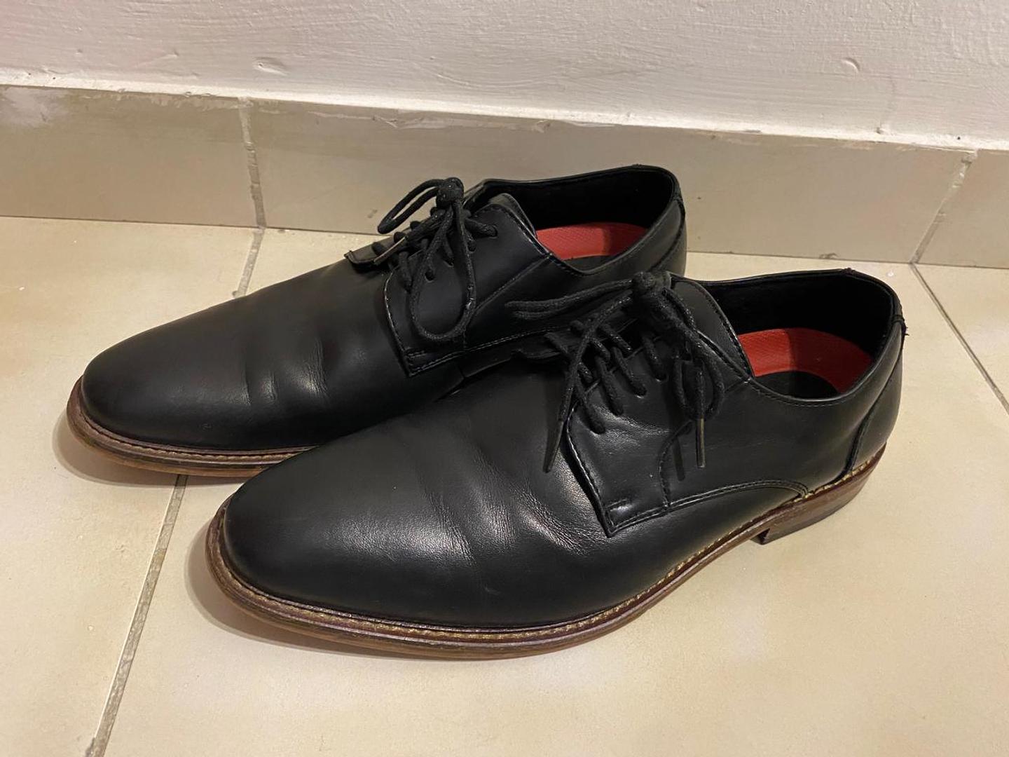ropa y zapatos - Zapatos de vestir en cuero talla 7. 1