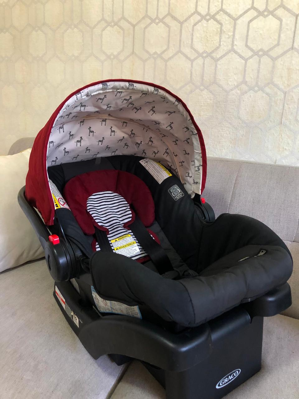 coches y sillas - CARSEAT marca GRACO, para ambos sexos. 2,500 pesos whatsapp 809 974  9823 0