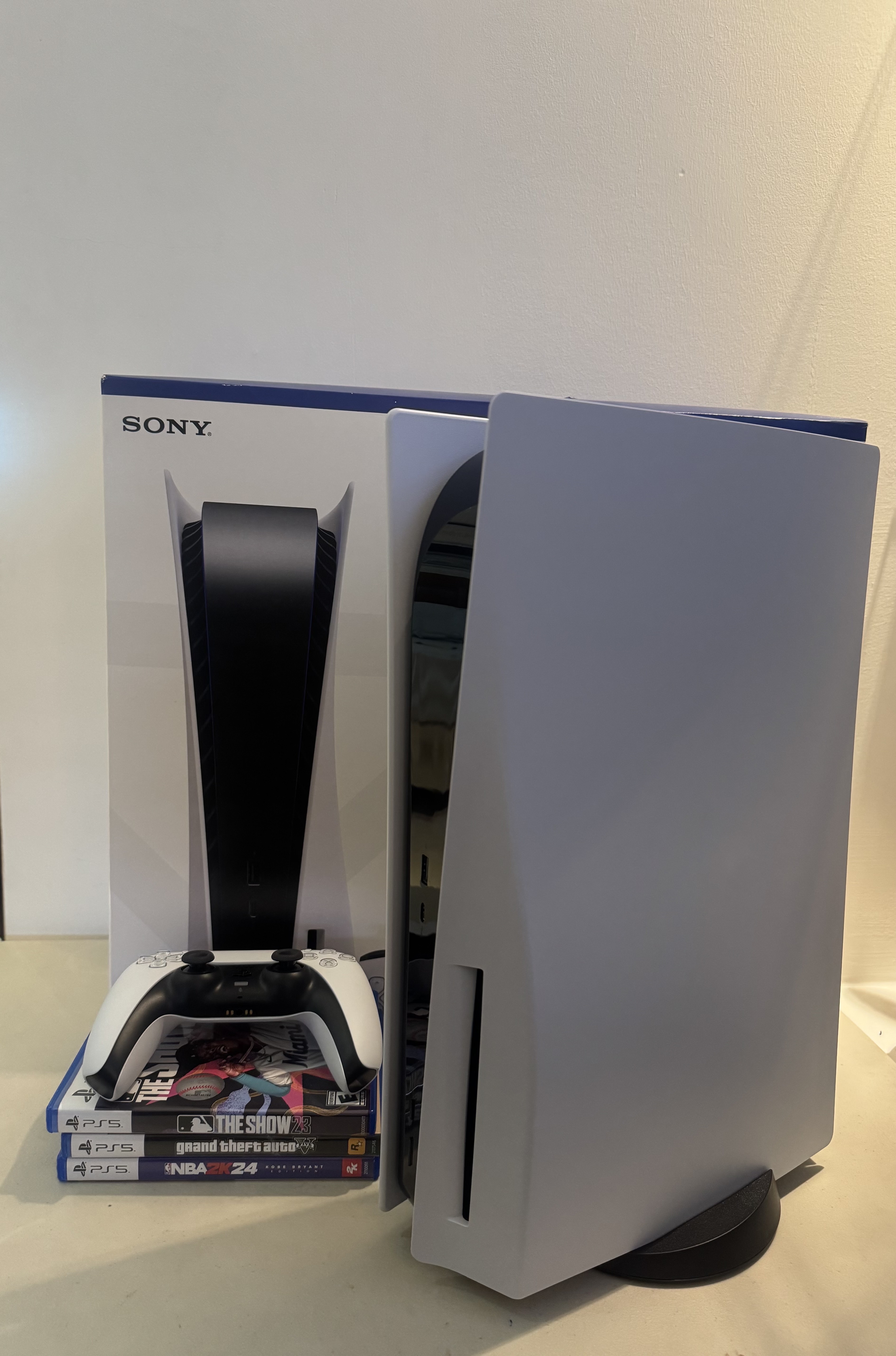 consolas y videojuegos - Vendo Play Station 5 Versión de Disco 0