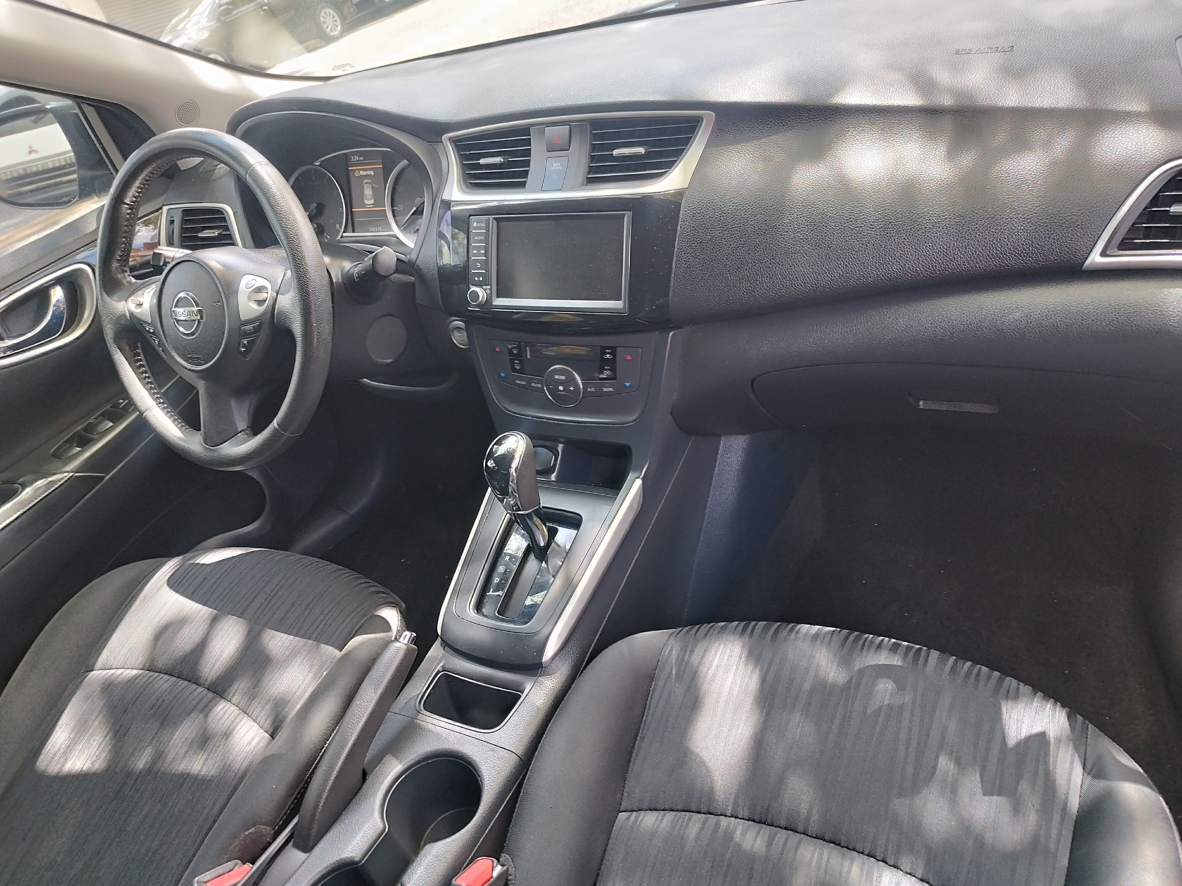 carros - 2019 Nissan Sentra SV  7