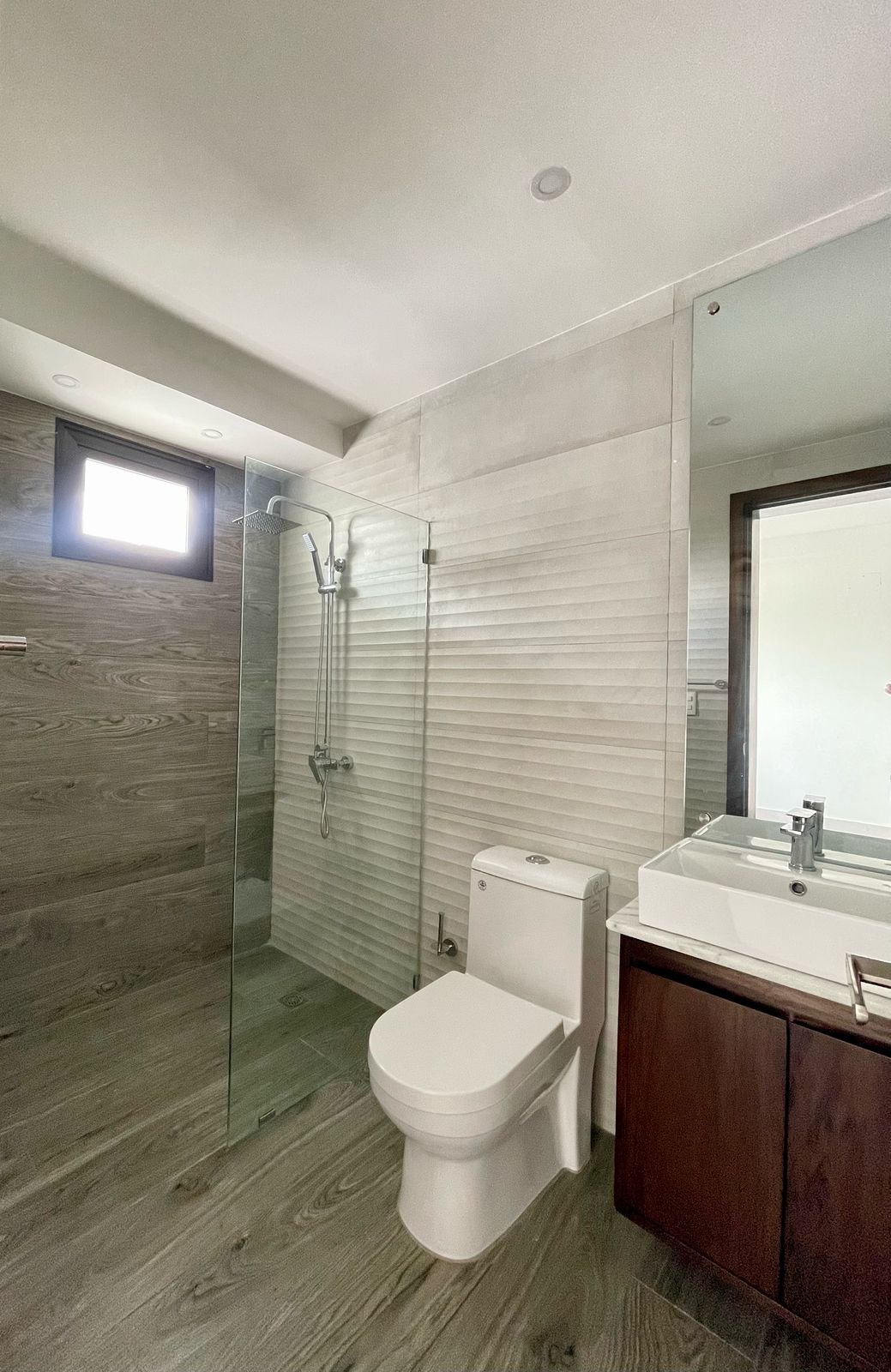 apartamentos - APARTAMENTO EN VENTA EN LA ESMERALDA, SANTIAGO. 2