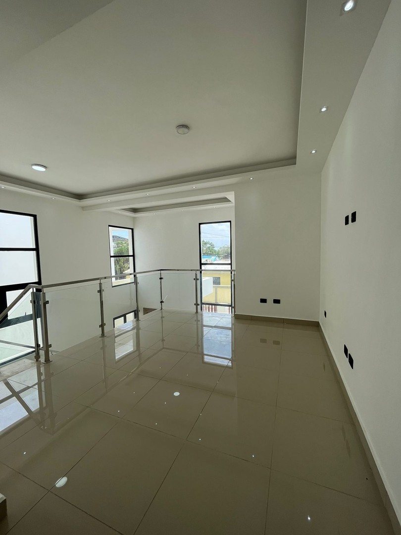 casas - Preciosa Casa Recien Construida en Proyecto Cerrado  2