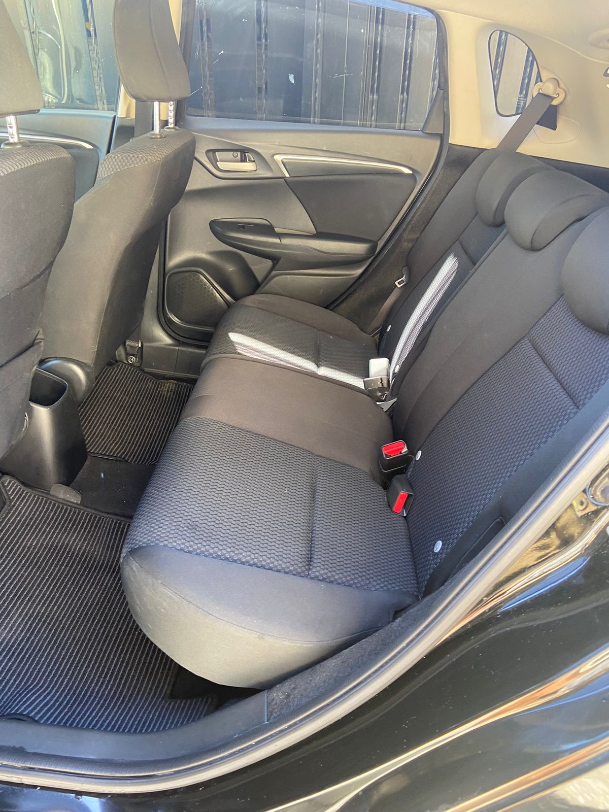 carros - HONDA FIT AÑO 2019 5