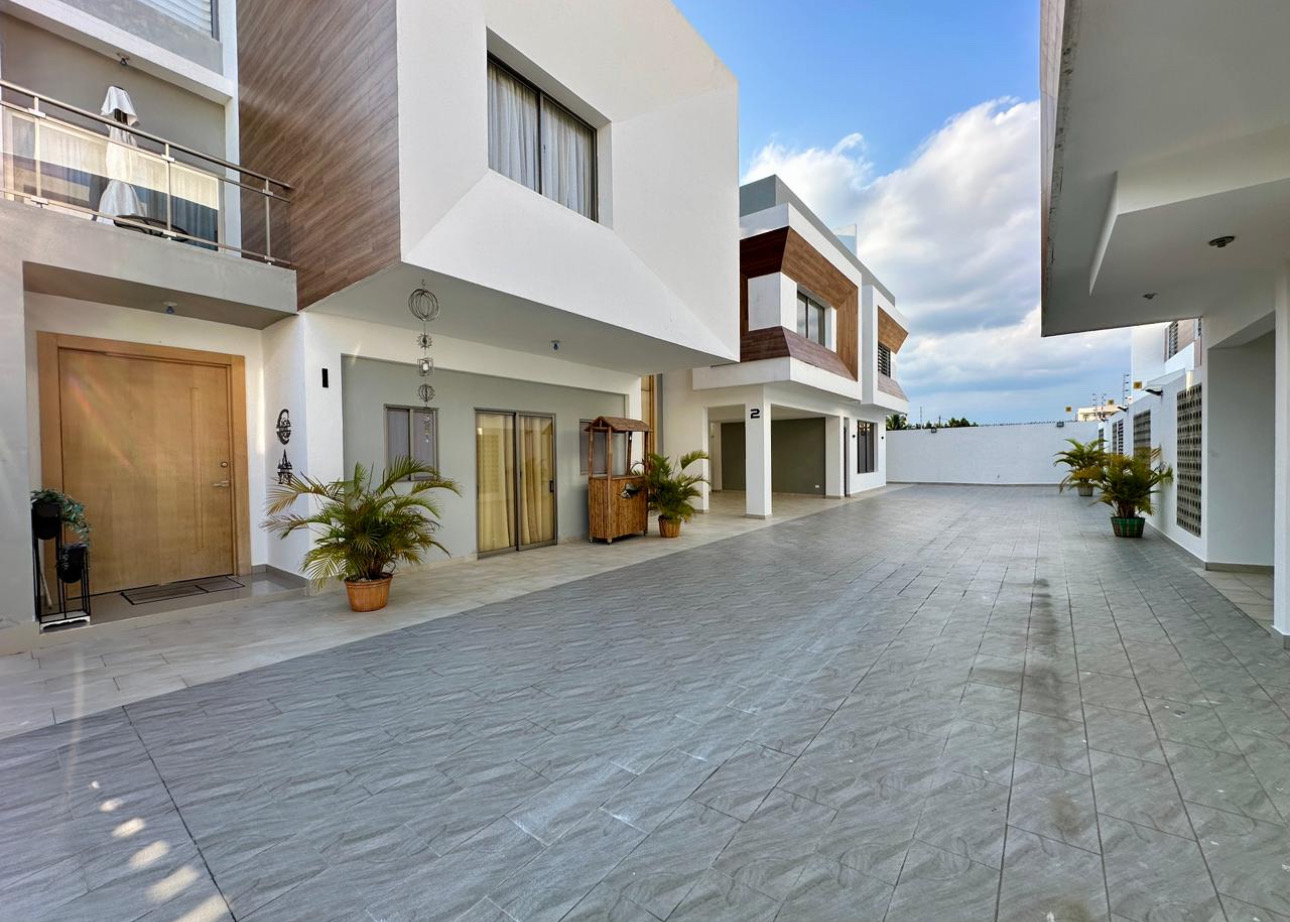 casas - venta de casa en proyecto cerrado autopista de san isidro prado oriental  0