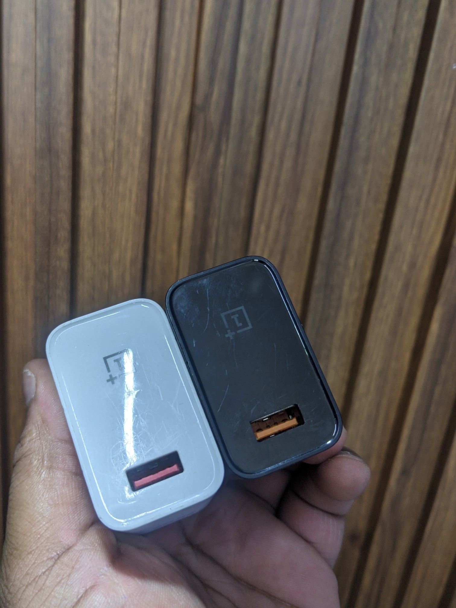 celulares y tabletas - Fuentes 35W para one plus