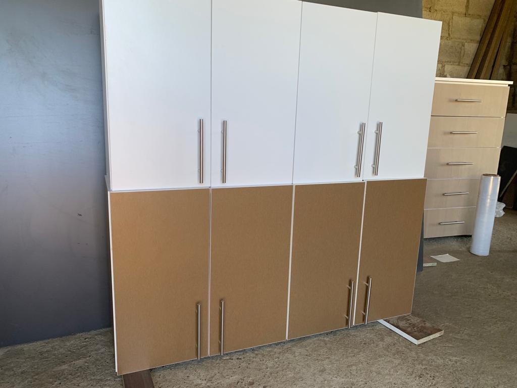cocina - Gabinetes de cocinas fabricados en hidrofugo y melamina resistente a la humedad  0