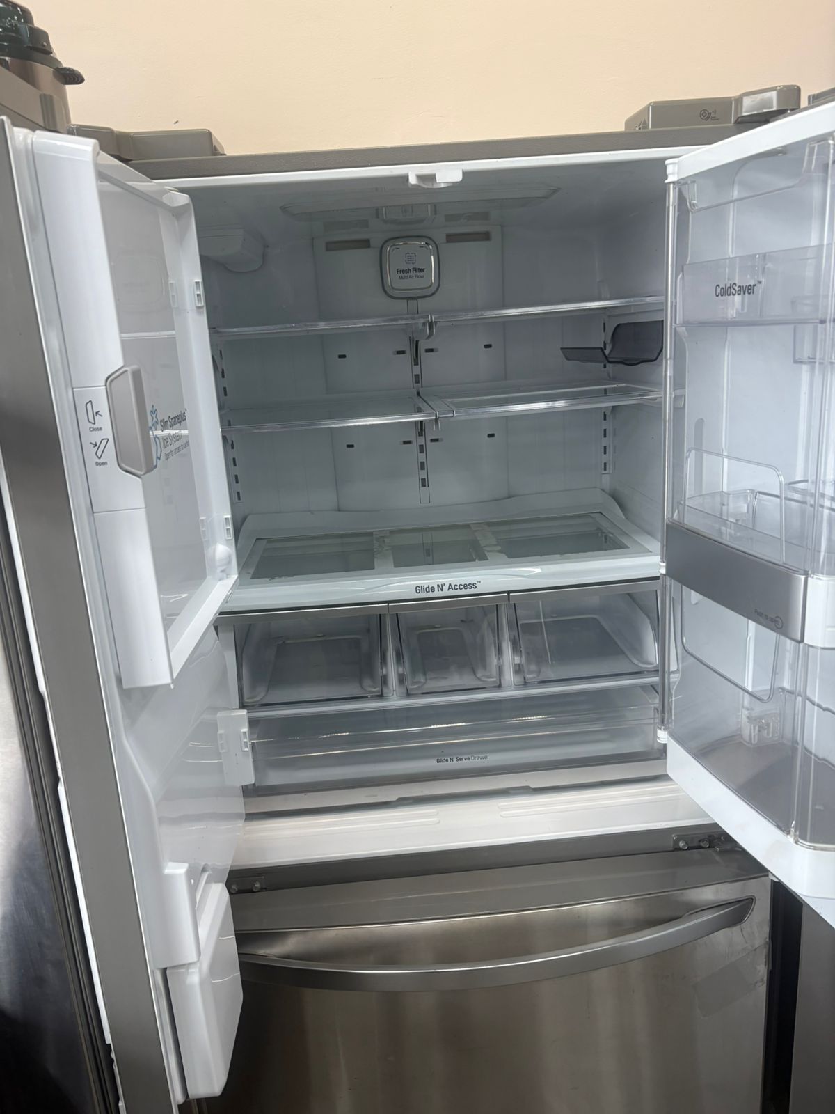 electrodomesticos - Frigidaire con dispensado,Nevera Usada como nueva  1