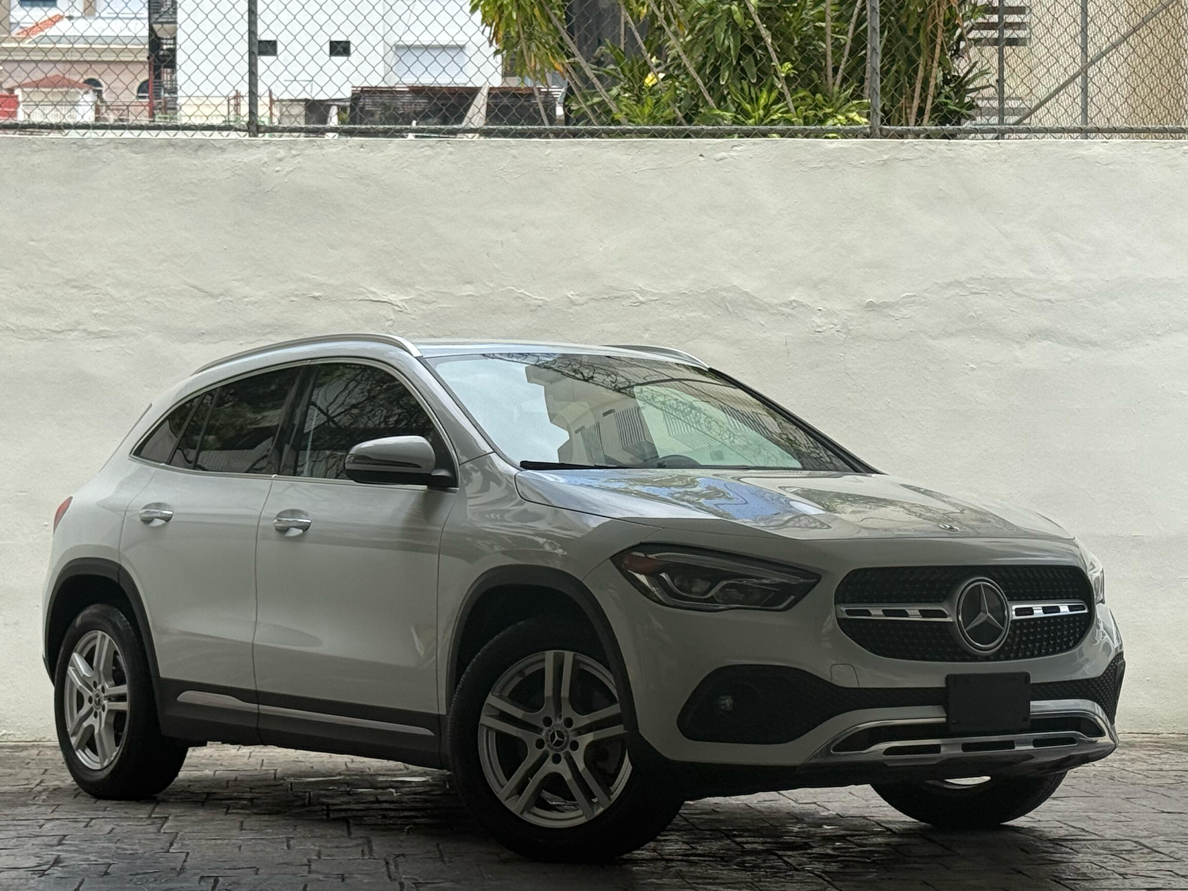 jeepetas y camionetas - Mercedes Benz GLA 250 2021