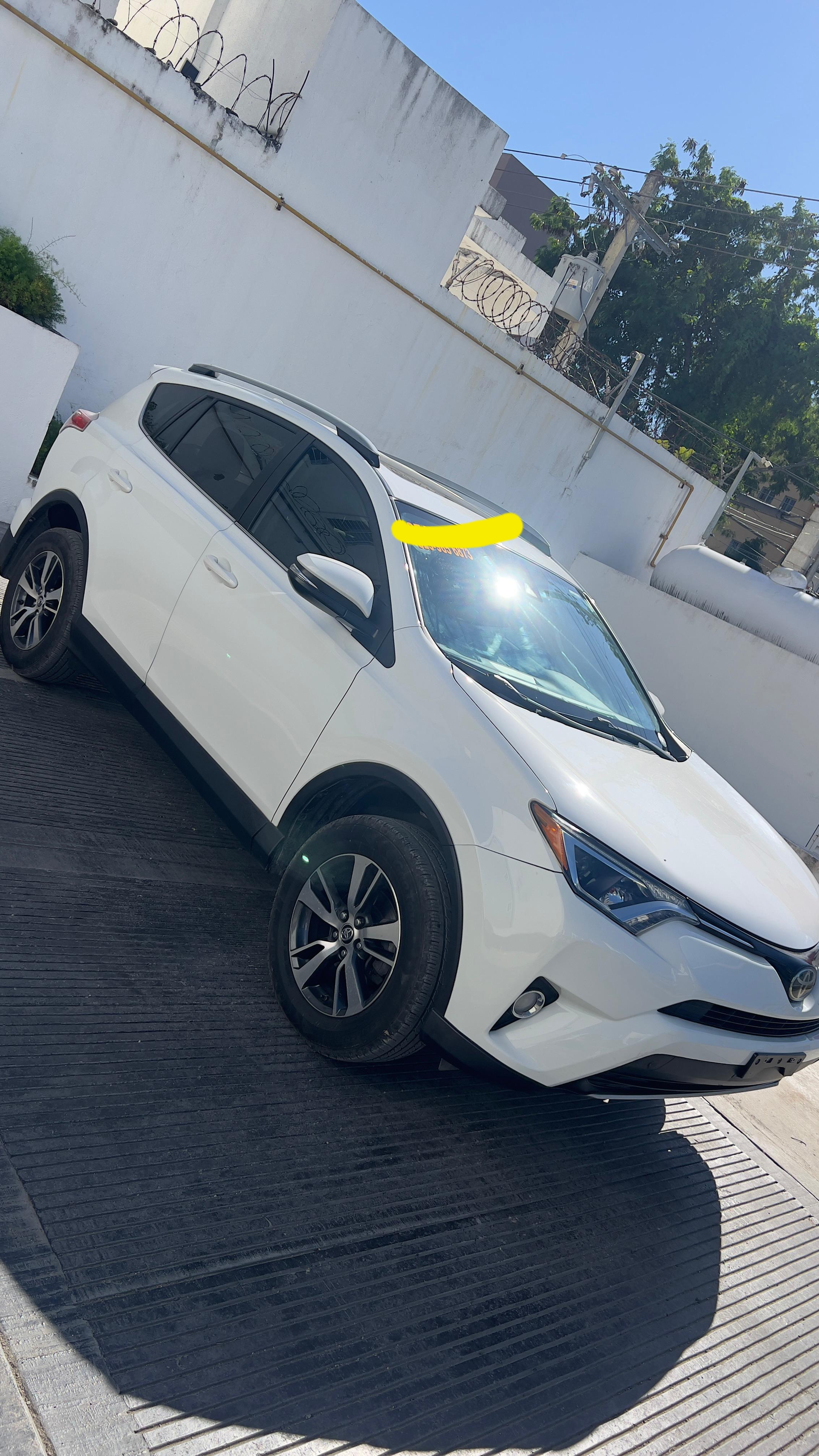 jeepetas y camionetas - Toyota rav4 2018 4