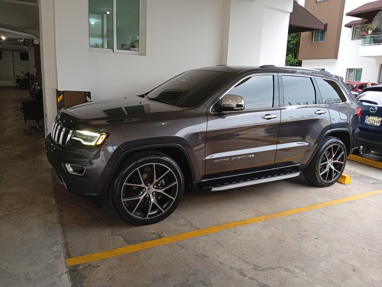 jeepetas y camionetas - Jeep Grand Cherokee Limited 2018 6