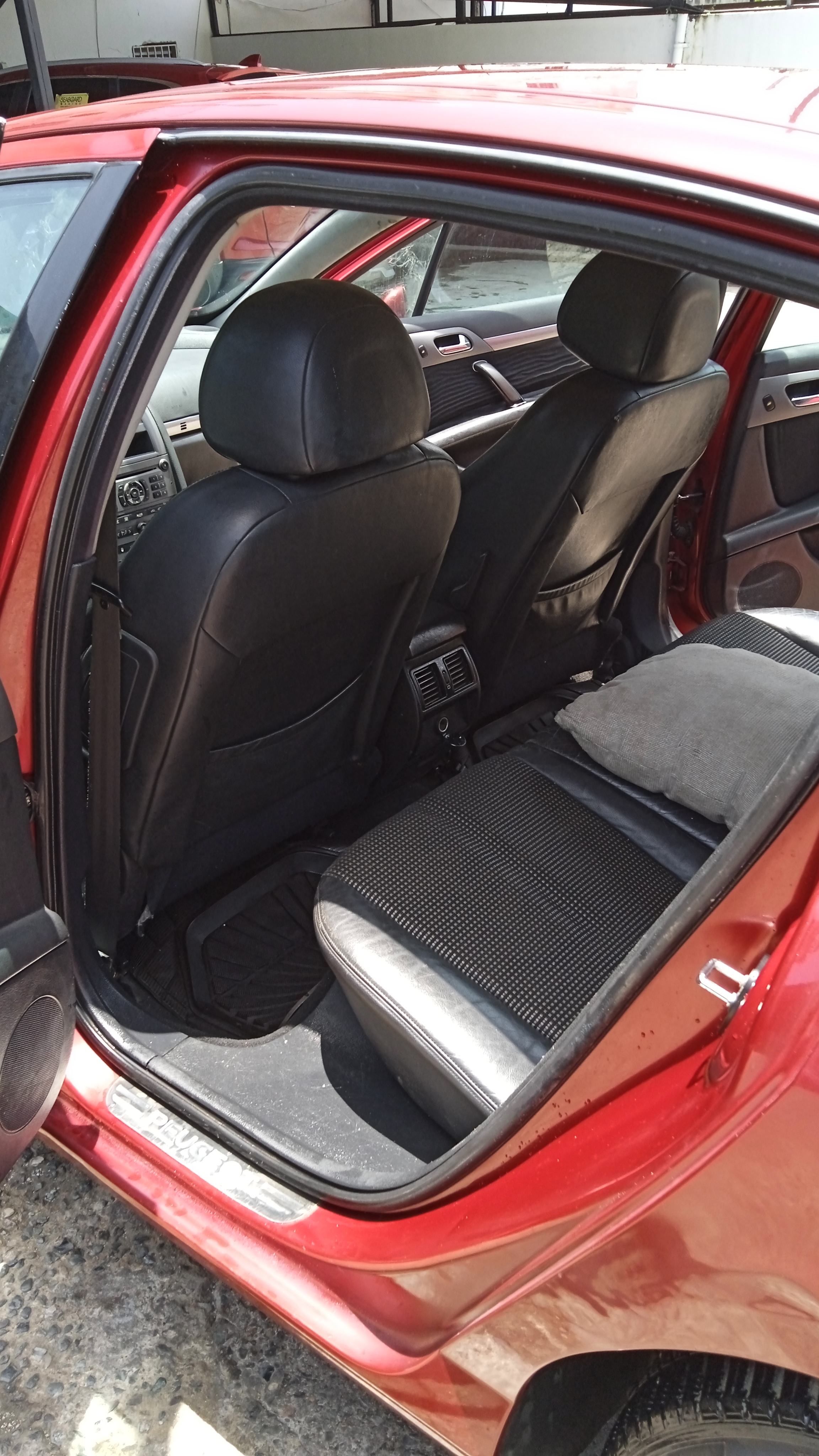 carros - se vende carro Peugeot 407 1