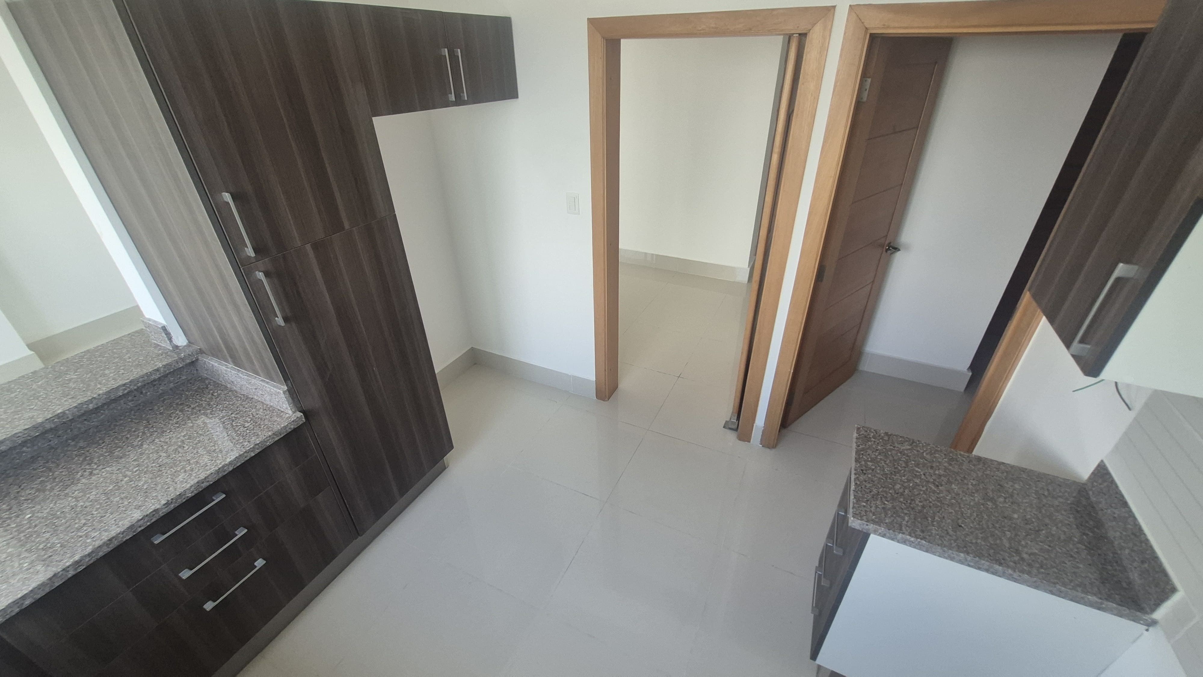 apartamentos - Apartamento 3 habitaciones, 3 parqueos Ens. Naco 2