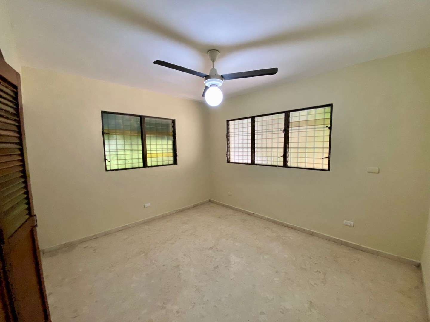 apartamentos - Se vende apartamento en Evaristo Morales 1