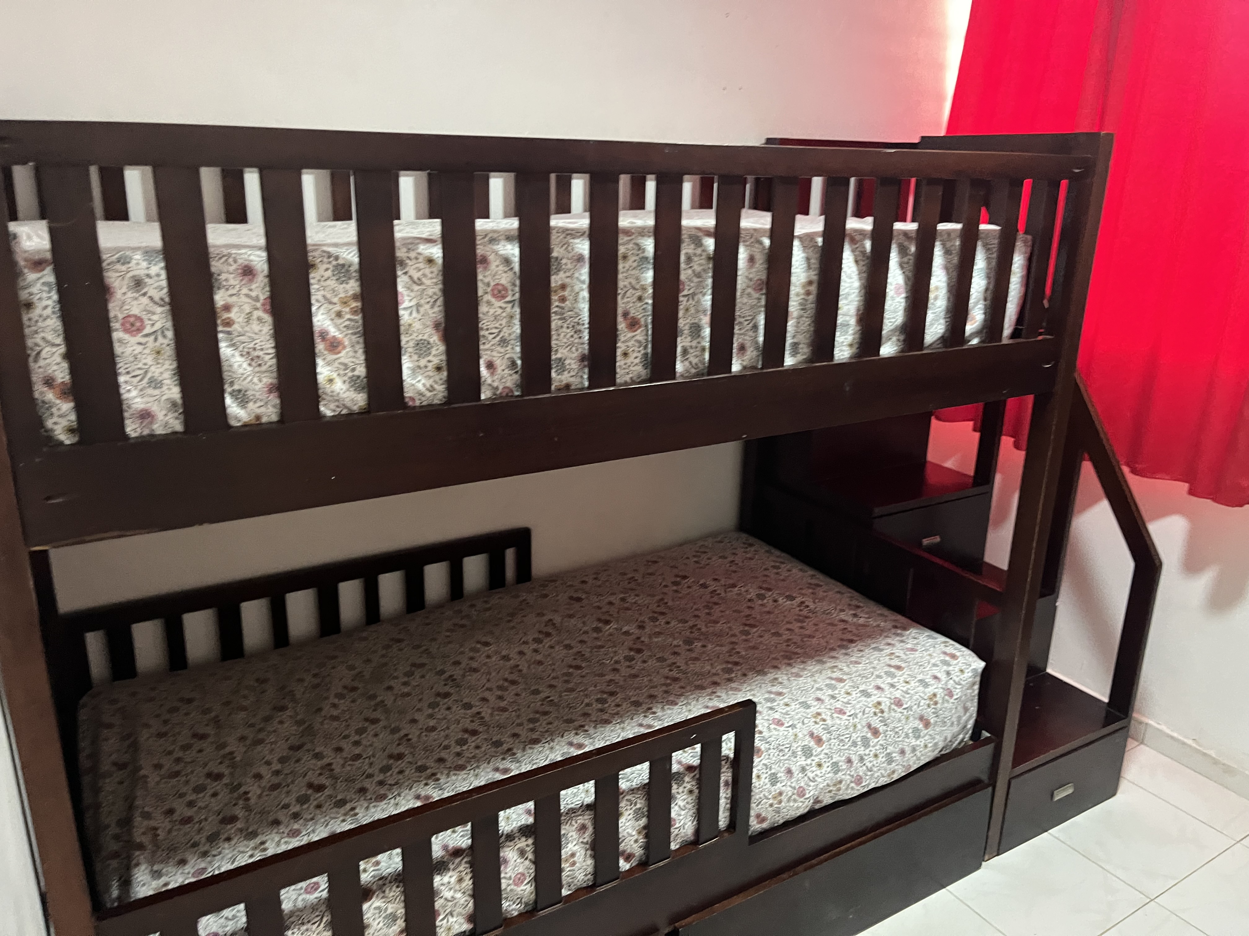muebles y colchones - Camarote twin de CAOBA  con gavetas en la escalera 2