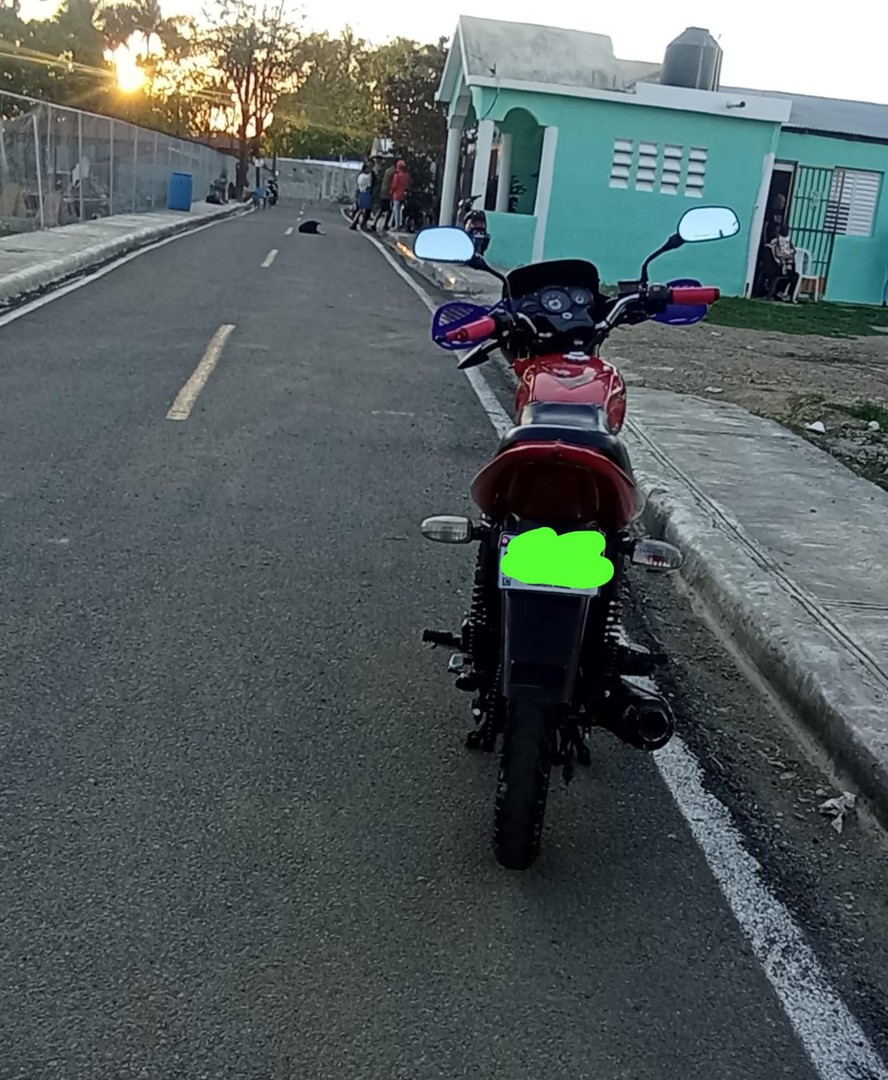 motores y pasolas - SE VENDENiponia 150Papeles al día Negociable8 4