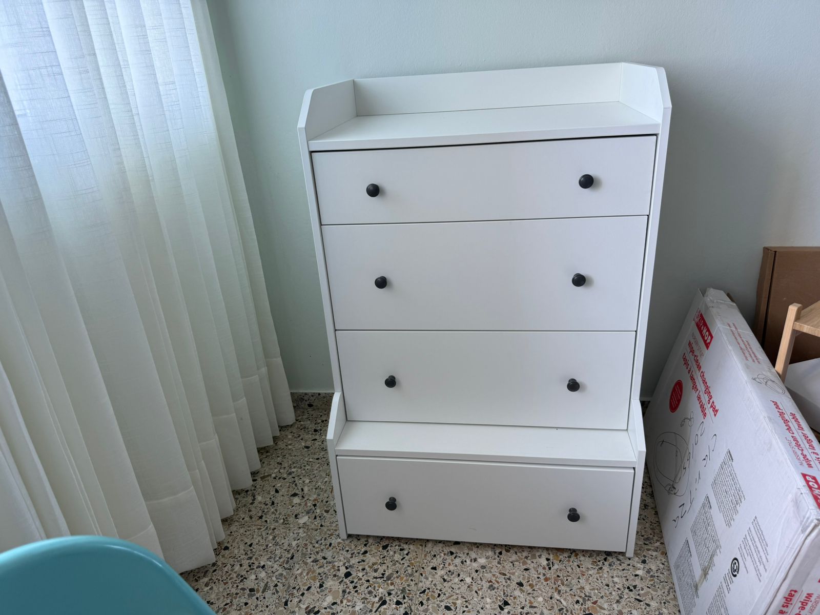muebles y colchones - Gavetero blanco 4 gavetas 