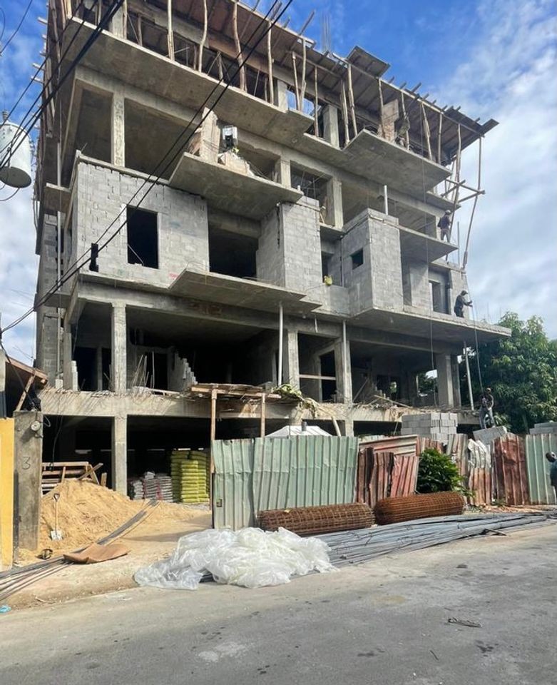 apartamentos - Hermoso y moderno Apto Reparto Los tres ojos. 