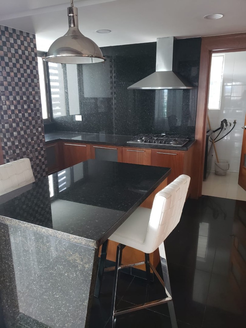 apartamentos -  Apartamento en Imponente Torre  en la Enriquillo 2