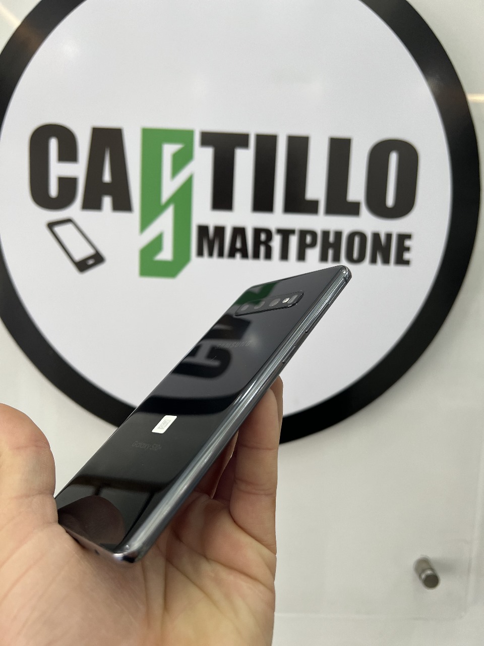 celulares y tabletas - Samsung S10 PLUS 128 GB  3