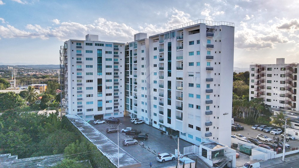 apartamentos - TORRE PISCINA Y ELEVADOR PROXIMO PUCMM SANTIAGO 1
