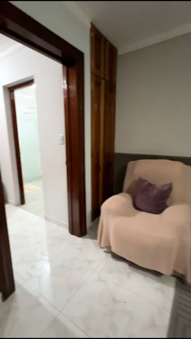 apartamentos - Vendo amplio y cómodo apartamento clásico en la mejor zona de Evaristo Morales.
 7