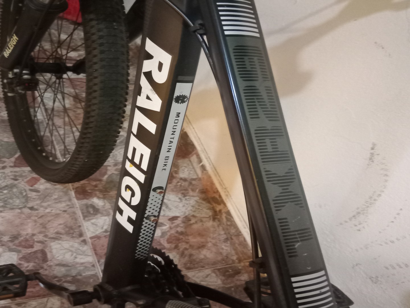 bicicletas y accesorios - Bicicleta raleigh todo original cero detalles la vendo porque no la estoy usando 1