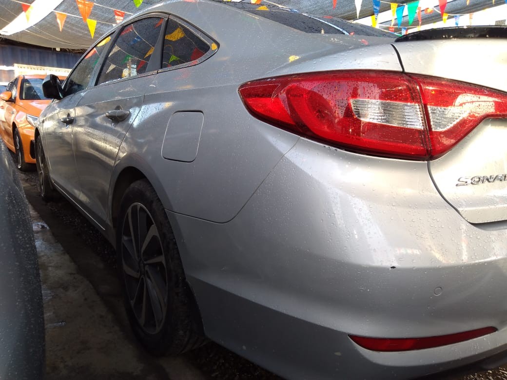 carros - HYUNDAI SONATA 2019 GRIS 4