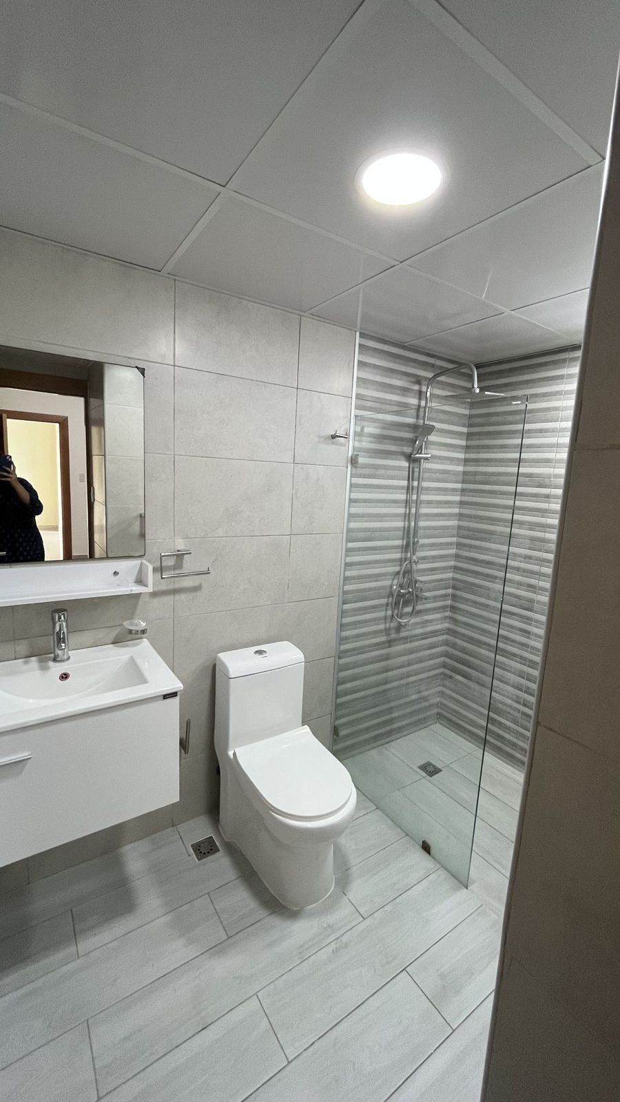 apartamentos - Apartamento en alquiler en Urb. Real con LB  5