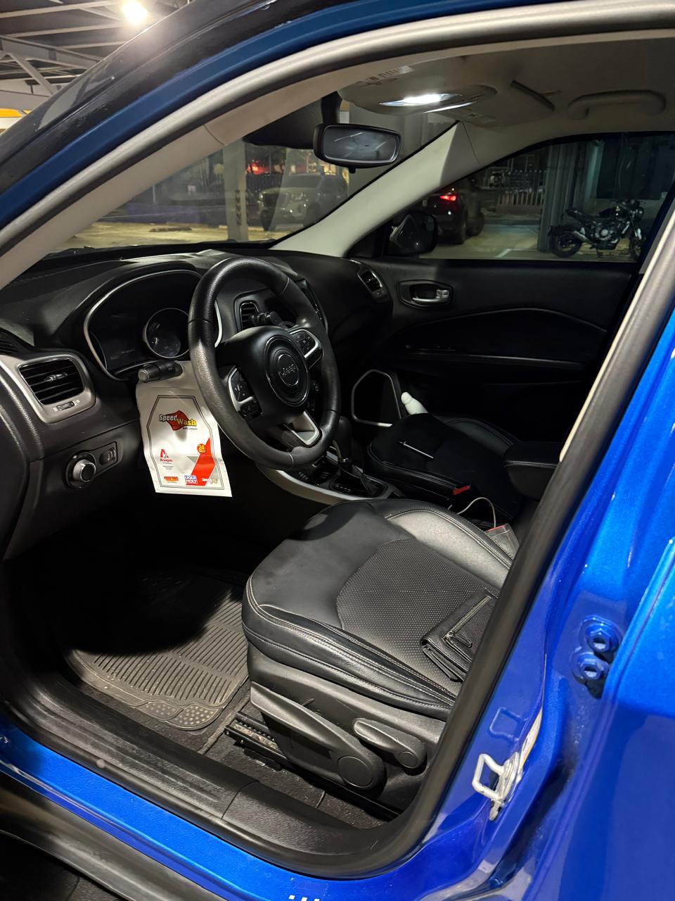 jeepetas y camionetas - JEEP COMPASS LIMITED 4X4 2018 EXCELENTES CONDICION 5