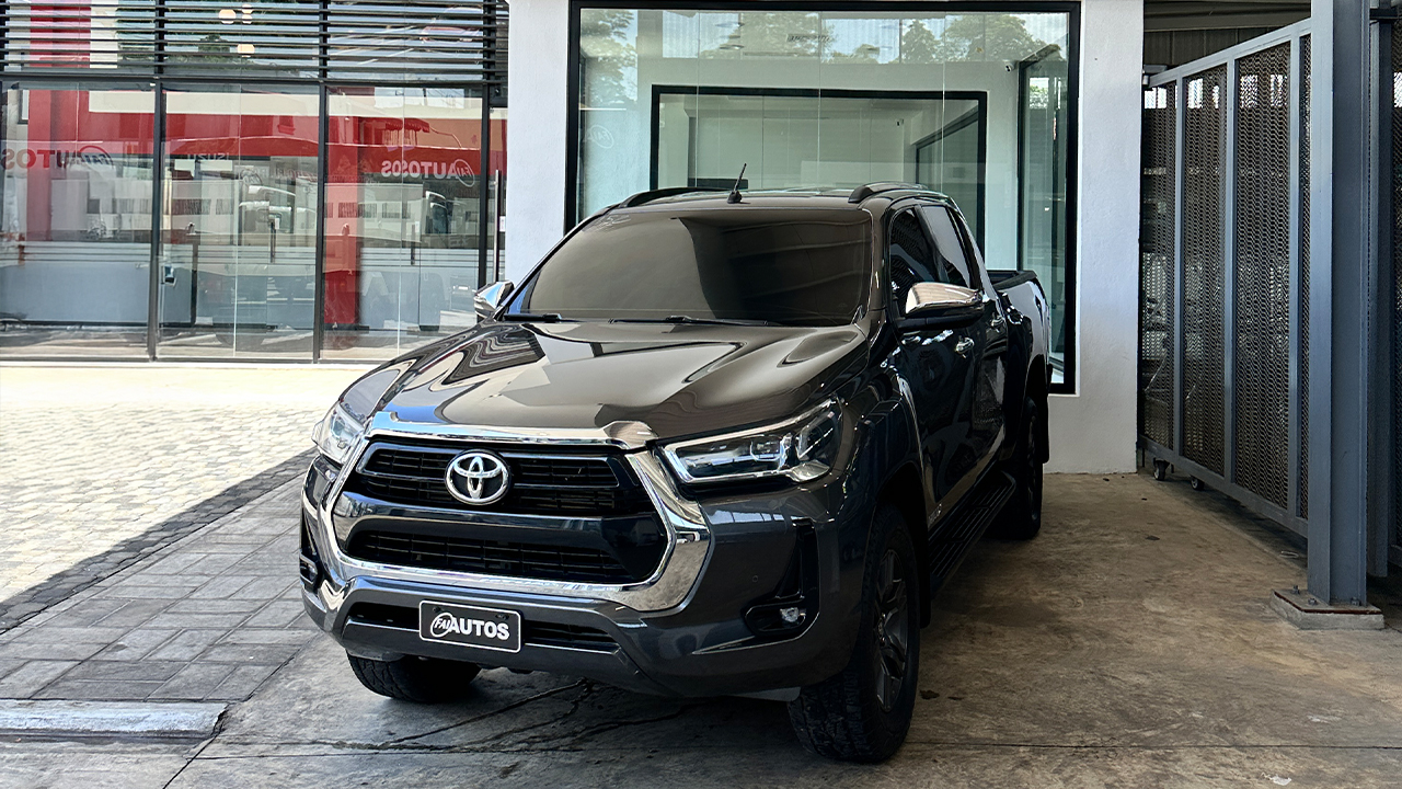 jeepetas y camionetas - Toyota Hilux 2022