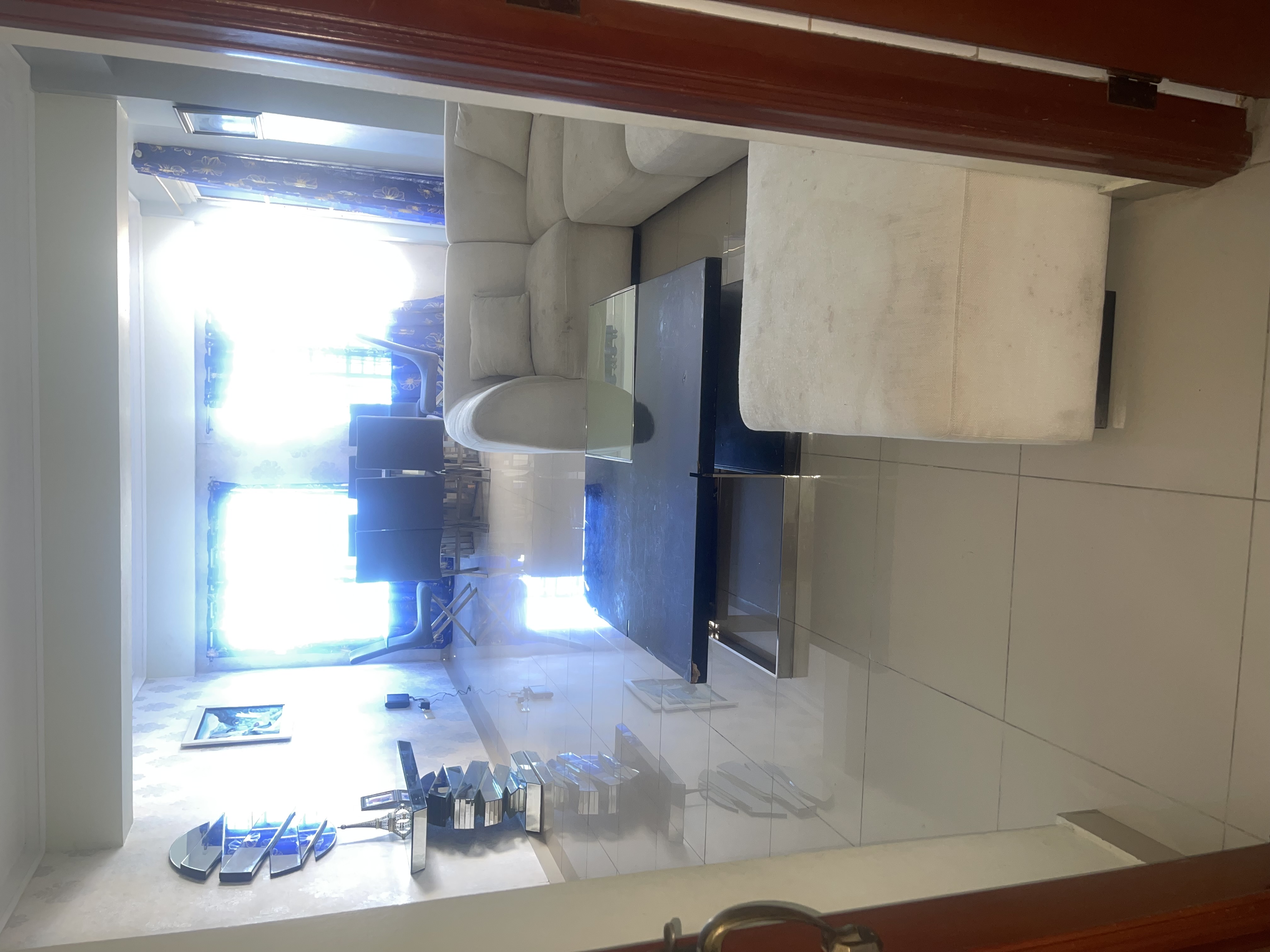 apartamentos - Vendo amplio cuarto piso en Alma Rosa primera  0
