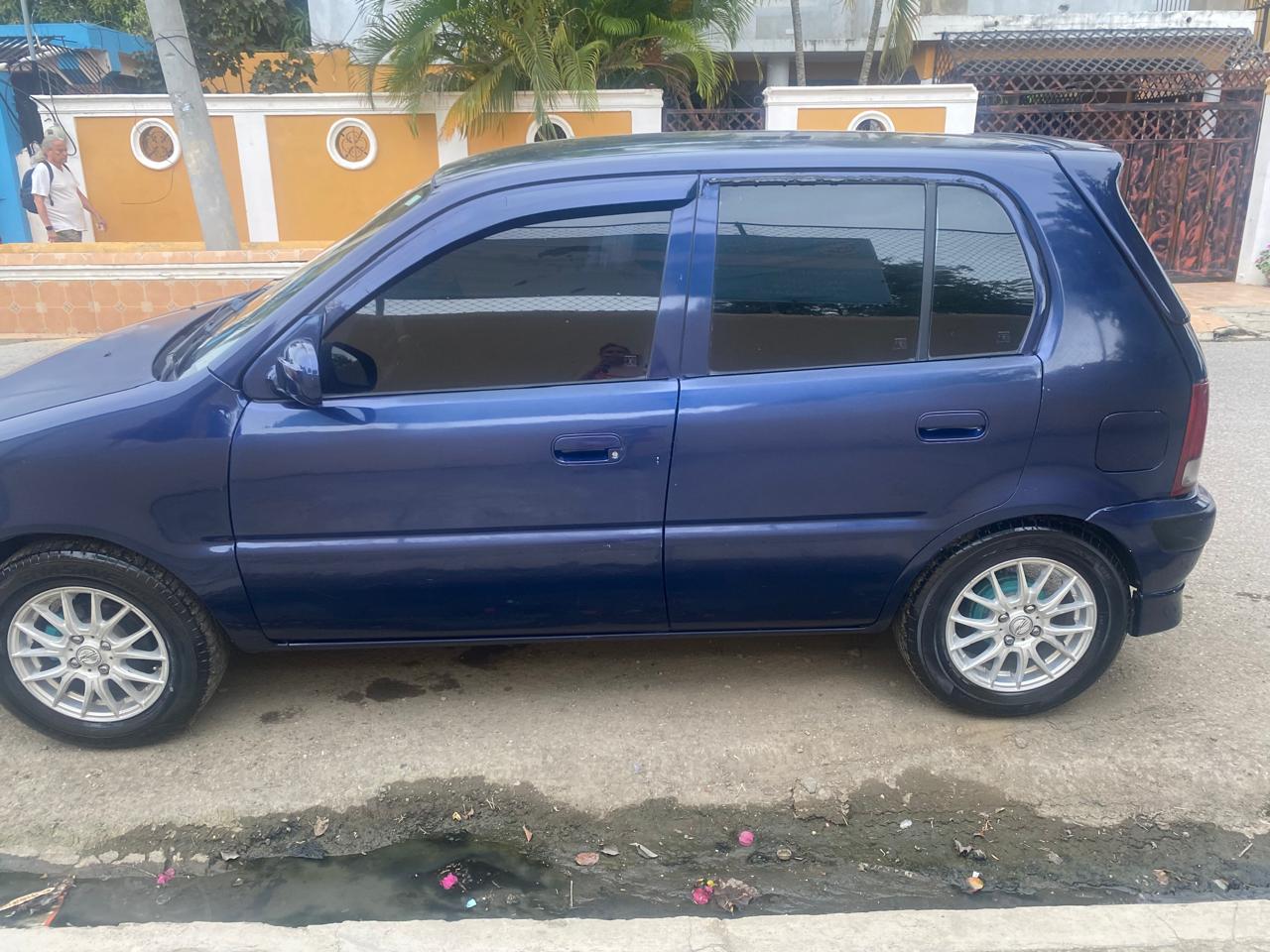 jeepetas y camionetas - **🔥 Honda HR-V Azul Oscuro - Excelente Estado 🔥**  2