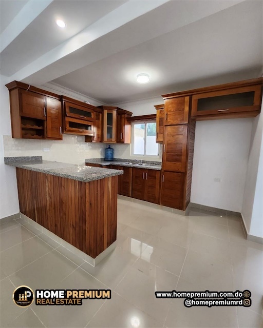 casas - Venta de casa de lujo en la autopista de san Isidro Santo Domingo este con patio 4