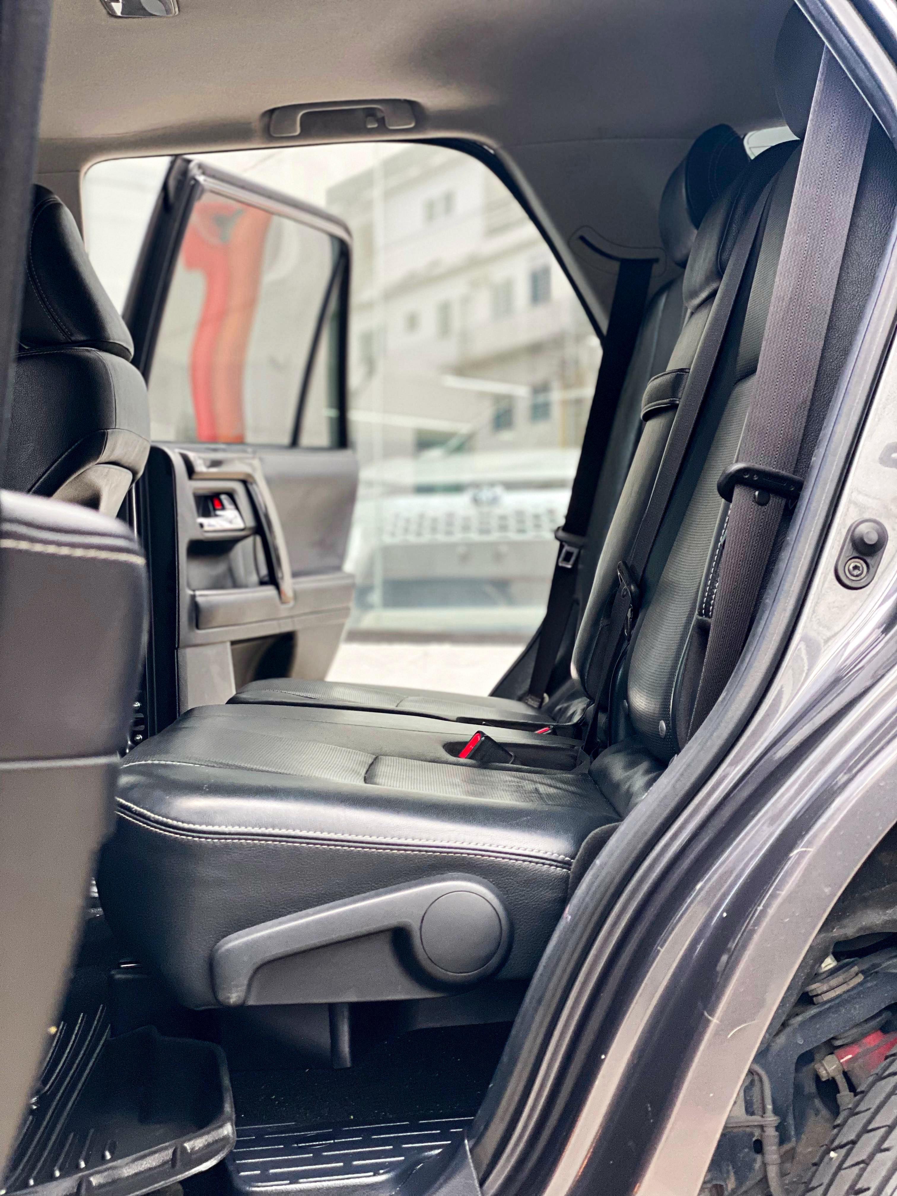 jeepetas y camionetas - Toyota 4Runner SR5 4WD 2019 NO IMPORTA EL CRÉDITO  3