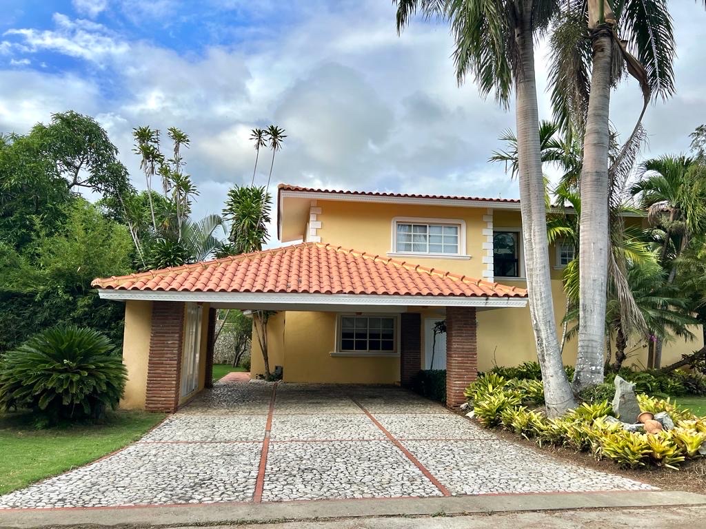casas vacacionales y villas -  Villa en oferta ubicada en Metro Country club, Juan Dolio, República Dominicana 1