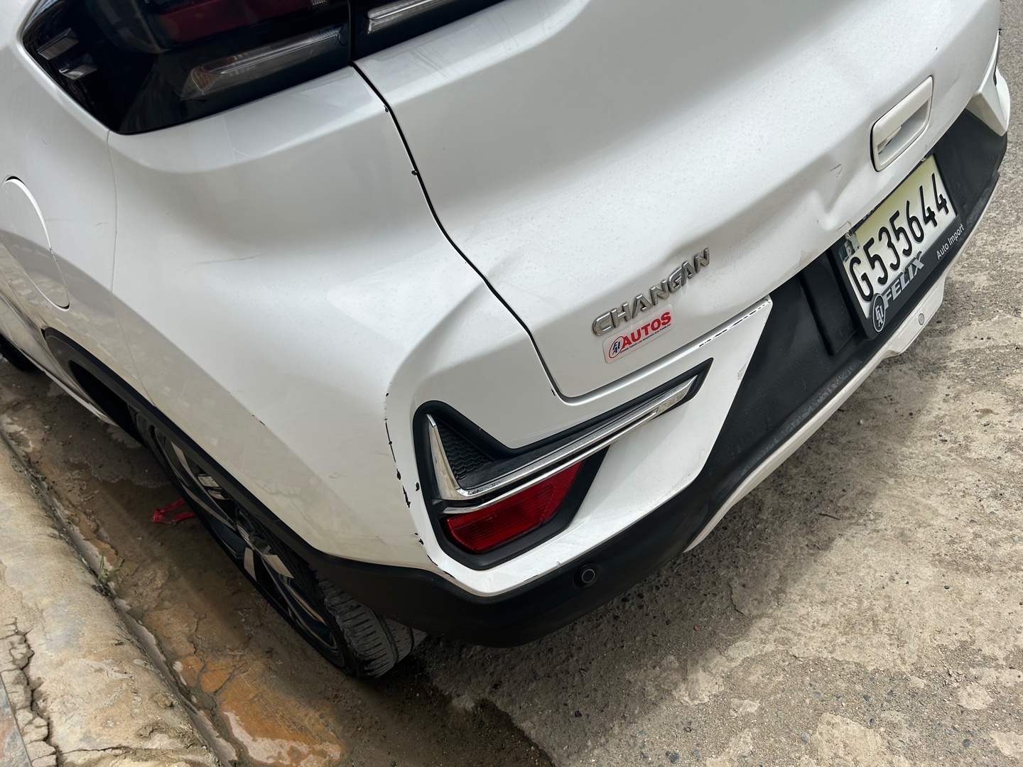 jeepetas y camionetas - Vendo vehículo de oportunidad Changan CS15 año 2022 5